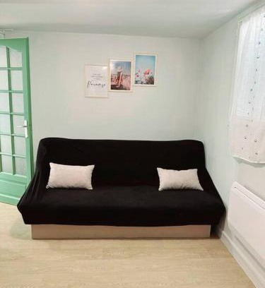Pierrefitte-sur-Seine Apartamento | Grand appartement périphérie de Paris et N1 "Appart'6"