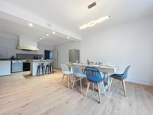 Clairvaux-les-Lacs Apartamento | grand appartement centre-ville
