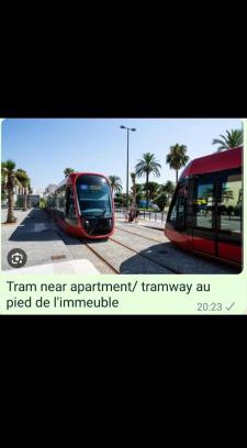 Les Moulins Apartamento | Grand Appartement, 2 ou 3 ou 4 pieces, tramway sur place, proche gare sncf St Augustin 5 min, aéroport à 7 min, plage ou Allianz riviera 10 min, palais nikaia 2 min , supermarché sur place, parking possible si disponible ou payant à 1000 metre