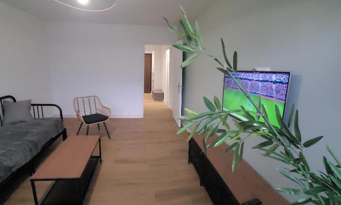 Epinay-sur-Seine Apartamento | Grand appartement avec parking privé