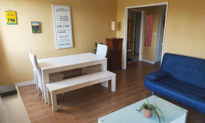 Aix-en-Provence Apartamento | Grand appartement de charme calme et lumineux parking compris
