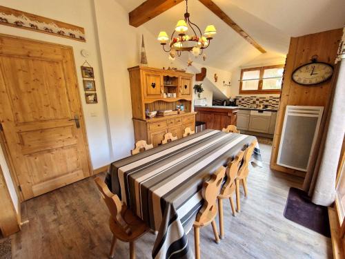 Valfrejus Apartamento | Grand Appartement Rénové 10 Pers, 5 Pièces, Proche Pistes et Centre Valfréjus - FR-1-265-334