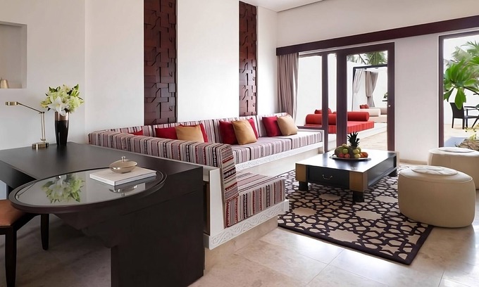 Salalah Apartamento | Grand Beach Vacay! Beachfront Accommodation, Lagoon View, Outdoor Pool & Spa!
