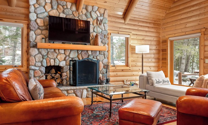 Grand Rapids Casa | Grand Deer Lake Log Home – Minnesota Lake Life: Swim, Fish, Boat & More