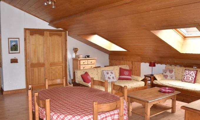 Pralognan-la-Vanoise Apartamento | Grand duplex avec balcon Sud proche pistes à Pralognan. - FR-1-464-33