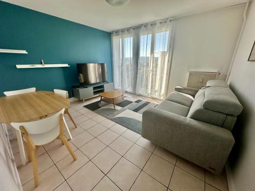 Valence Apartamento | Grand et Bel appartement 6 personnes