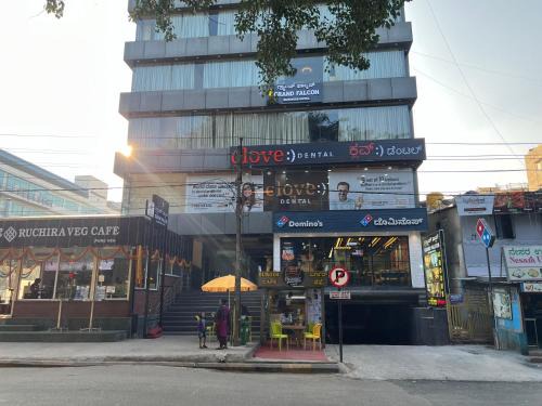Electronics City Hotel | Grand Falcon Electronic City