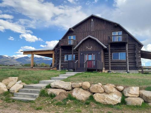 Mount Pleasant Casa | Grand Family Lodge