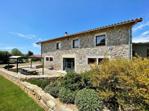 Boisset Casa | Grand gîte cosy avec terrasse, jardin et jeux à Boisset, proche villages médiévaux et loisirs nature - FR-1-582-246