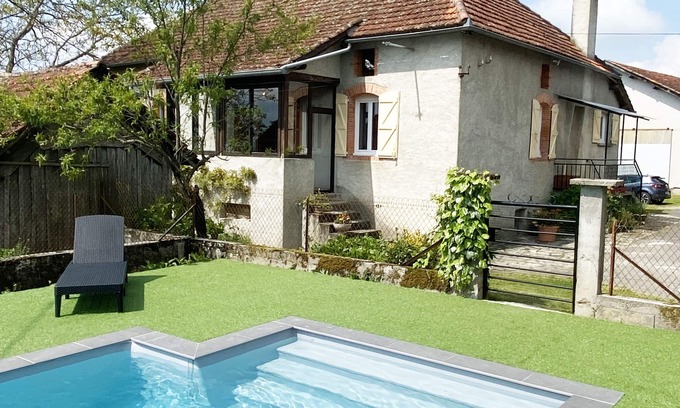 Viazac Casa | Grand Gîte de 9 Personnes Près de la Ville Médiévale de Figeac