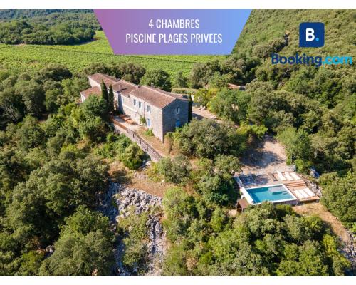 Causse-de-la-Selle Casa | Grand gite idéal pour famille et groupe, piscine et plages privées