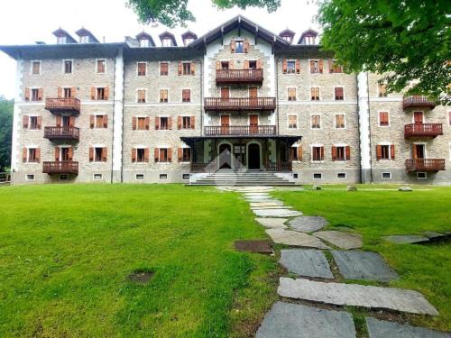 Prese-Montone Apartamento | Grand Hotel Ceresole Reala KingApartment ideal for Nordic sport