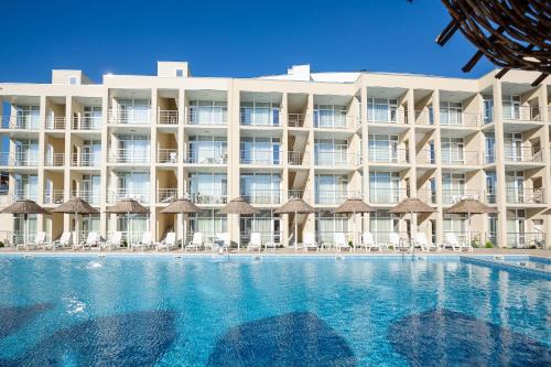 Karolino-Bugaz Hotel | GRAND Hotel