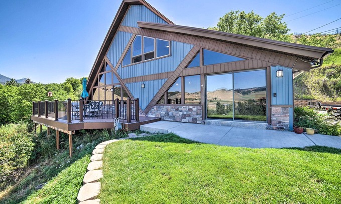 Lava Hot Springs Cabina | Grand Idaho Cabin < 1 Mi to Lava Hot Springs!