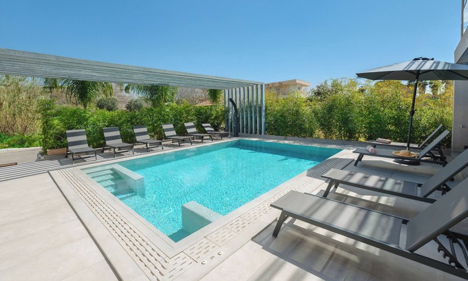 Kourouta Apartamento | Grand Kourouta Pool Apartment nr1, Kourouta, Greece