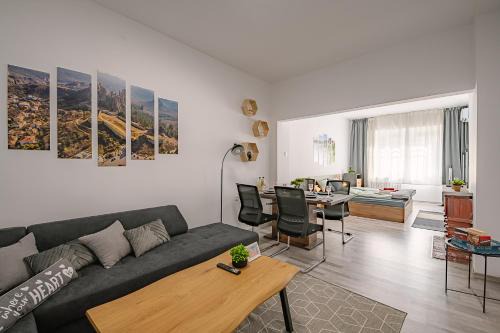 Sofia City Center Apartamento | Grand Luxury Condo by NDK and National Stadium with Free Security Parking