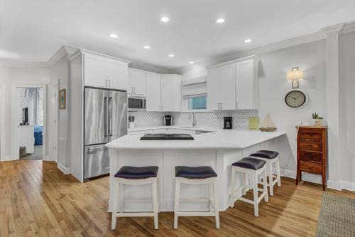 Isle of Palms Casa | Grand Pavilion 24 by Wild Dunes, in Resort Core