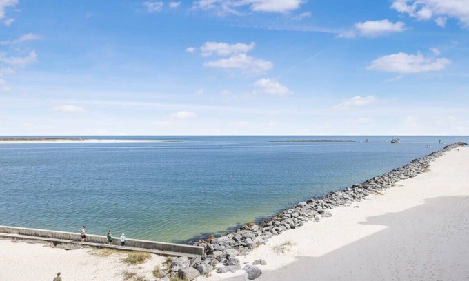 Orange Beach Condominio | UPSCALE 3 dormitorios y 3 baños; mire pasar barcos interminables a través del Pase Perdido