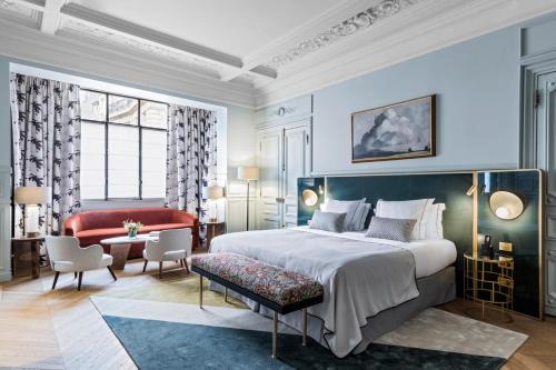 Champs-Elysees Hotel | Grand Powers Hotel