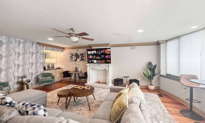 Southwark Casa | Grand Queen Village Retreat