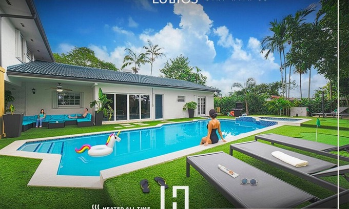 Palmetto Estates Casa | Grand Retreat: Jacuzzi, Pool, Games, BB Court, Jacuzzi,
