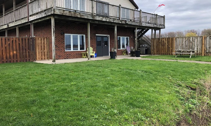 Dunnville Casa | Grand River Sunsets