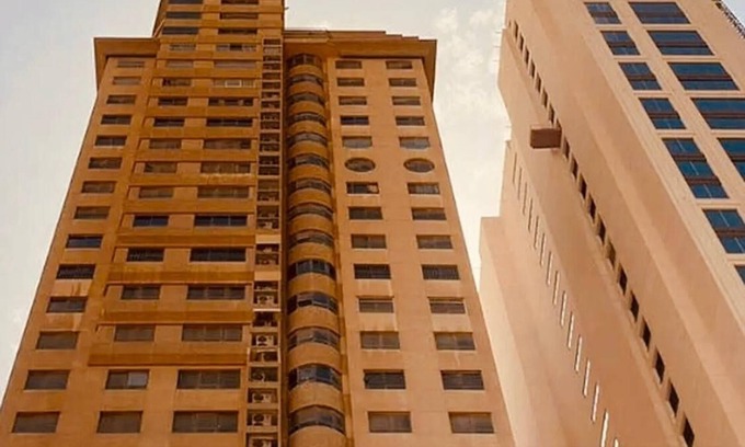 Abu Shagara Apartamento | Grand Sakura Hotel Apartments in superb Sharjah with WiFi, AC