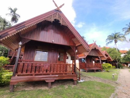 Haad Pleayleam Complejo | Grand Sea Beach Resort