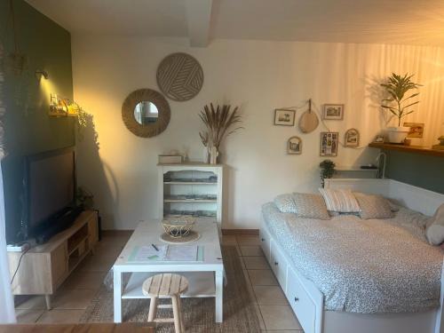 Digne-les-Bains Apartamento | Grand studio neuf en rée de jardin et terrasse