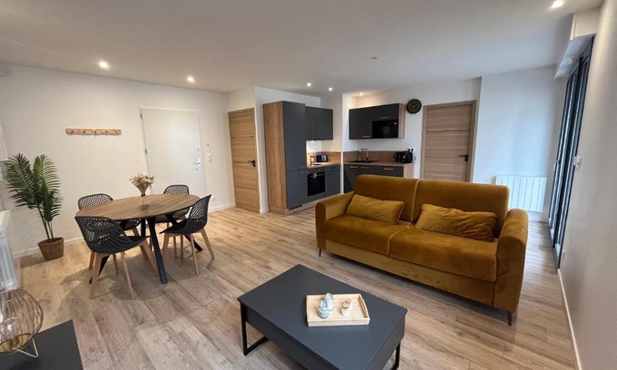 Faubourg North Apartamento | Grand T2 - Terrasse - Centre ville - Gare - Darcy