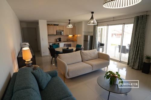 Vias Apartamento | Grand T3 neuf climatisé avec WIFI à 100m de la mer