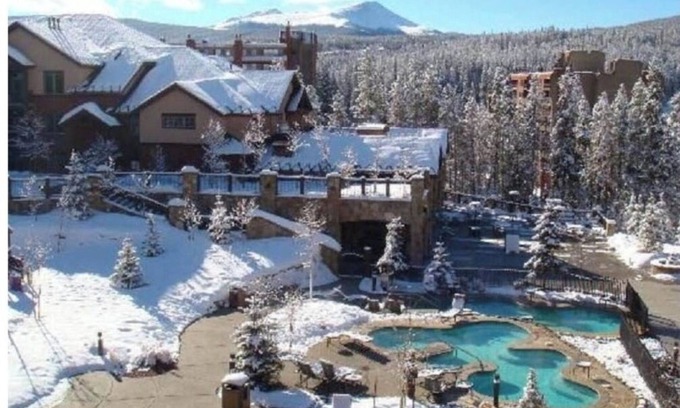 Four O'Clock Cabina | AÑOS NUEVOS EN GRAND TIMBER LODGE EN HERMOSO BRECKENRIDGE