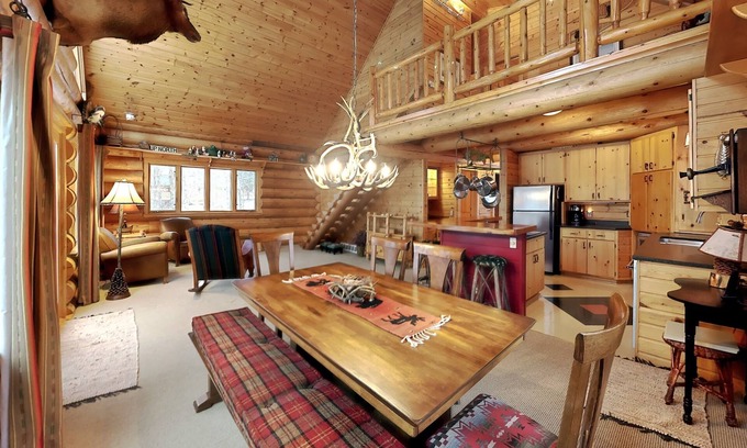 Hayward Cabina | Grand View Lodge -New Listing With Room For The Family