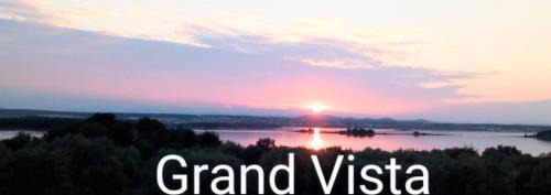 Kraj Apartamento | Grand Vista