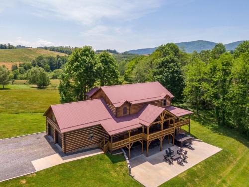 West Jefferson Casa | Grand Vista Lodge