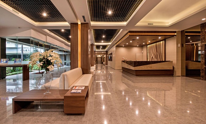Cilandak Hotel | Grand Whiz Hotel Poins Simatupang Jakarta
