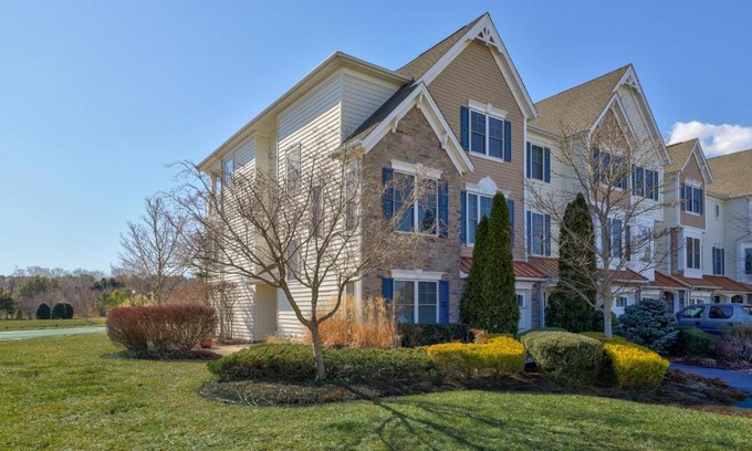 Rehoboth Beach Casa | Grande at Canal Pointe 37277 Trent Ct
