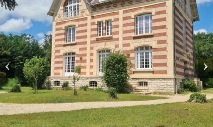Isles-les-Meldeuses Casa | Grande Maison de 370m2, Proche Disney / Paris