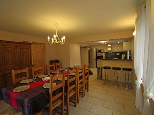 Rehaupal Casa | Grande maison avec cheminée, proche nature, idéale pour familles et amis, animaux admis. - FR-1-589-229