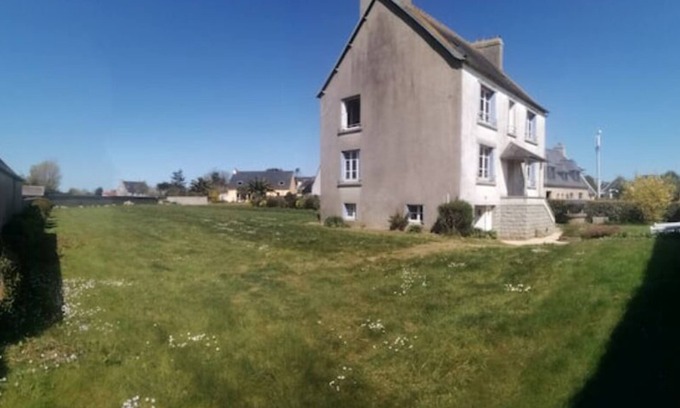 Guisseny Casa | Grande Maison Dans un Village Côtier du Finistère