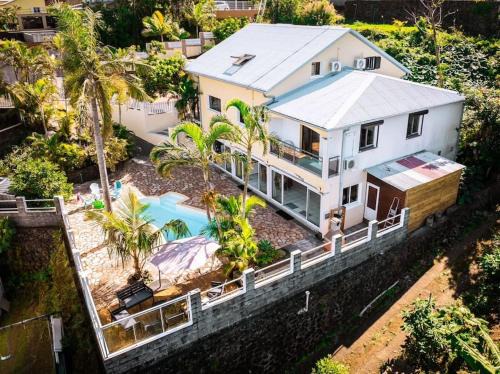 Petite-ÃŽle Casa | Grande Maison de 8 chambres au sud de"La Réunion"