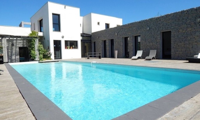 Saint-Gely-du-Fesc Casa | Grande Villa Avec Piscine et Sauna à 10 min de Montpellier et 30 min des Plages