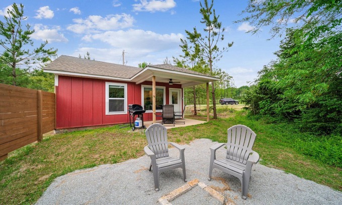 Grove Cabaña | GrandLake*Kayak*Forest View*Firepit*King*Lakefront