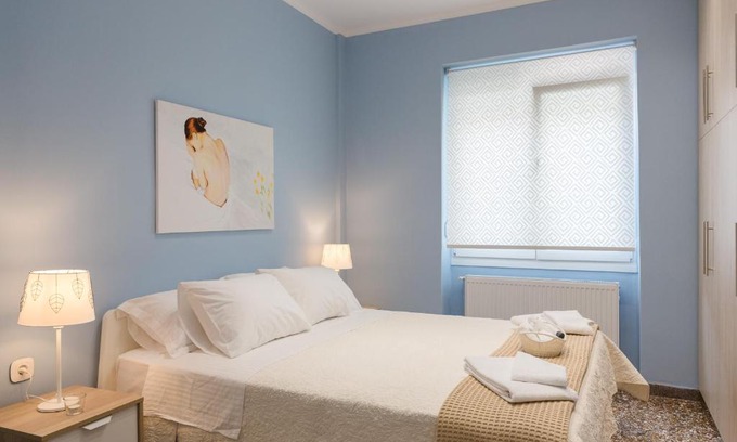 Petralona Apartamento | Grandma's Chic & Bright Athenian home with a Patio