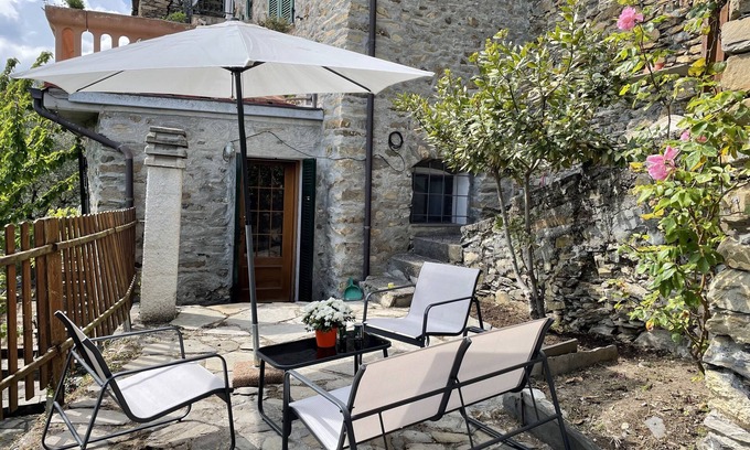 Andagna Casa | Grandpa Memé mountain house with panoramic outdoor area