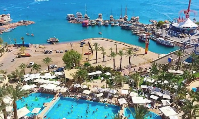 Negev Desert Alquiler De Eote | GrandSeaSuite Suite on the Water