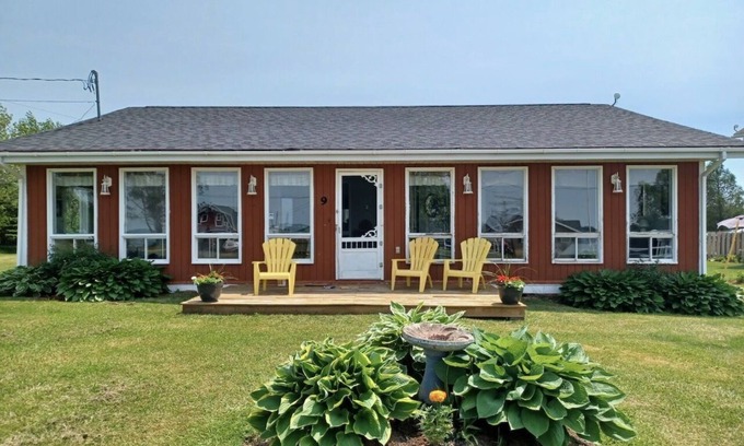 Lot 16 Cabaña | Grandview Beach Cottage, 3brm + literas, Kayaks, a 10 km de Summersid
