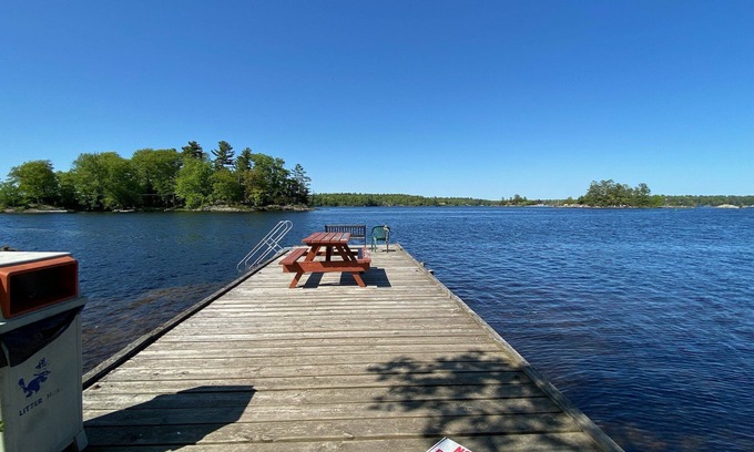 Severn Cabaña | Grandview Lakeside Community Club - Sparrow Lake Cottage - Roehls 8