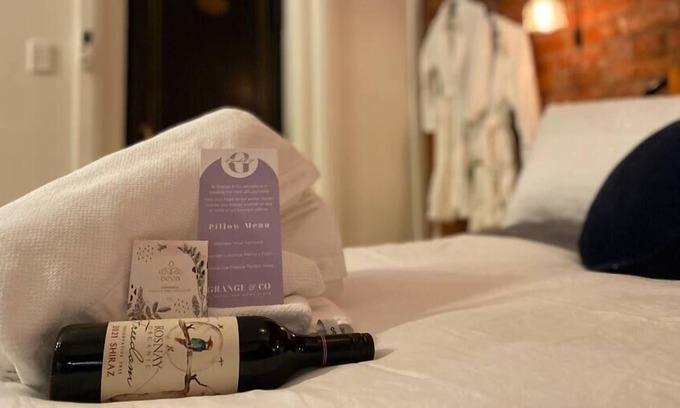 Canowindra Cama Y Desayuno | GRANGE & CO - Heart of Canowindra