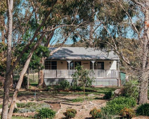 Thorndale Cama Y Desayuno | Granite Gardens Cottages & Lake Retreat